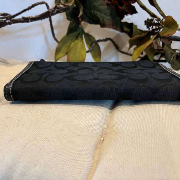 Coach Signatures Trifold Legacy Slim Wallet - Picture 4 of 5